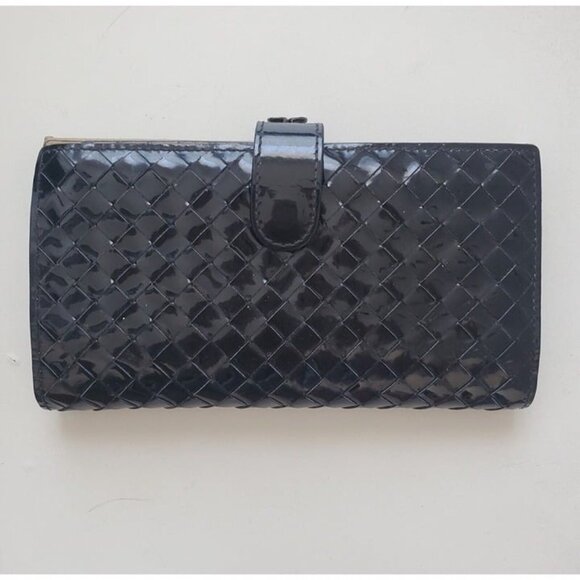 BOTTEGA VENETA Intrecciato Black Patent Leather Long Wallet